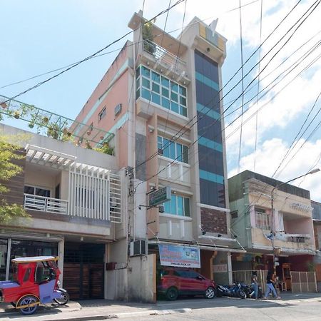 Reddoorz @ Paterno Street Tacloban Hotell Eksteriør bilde