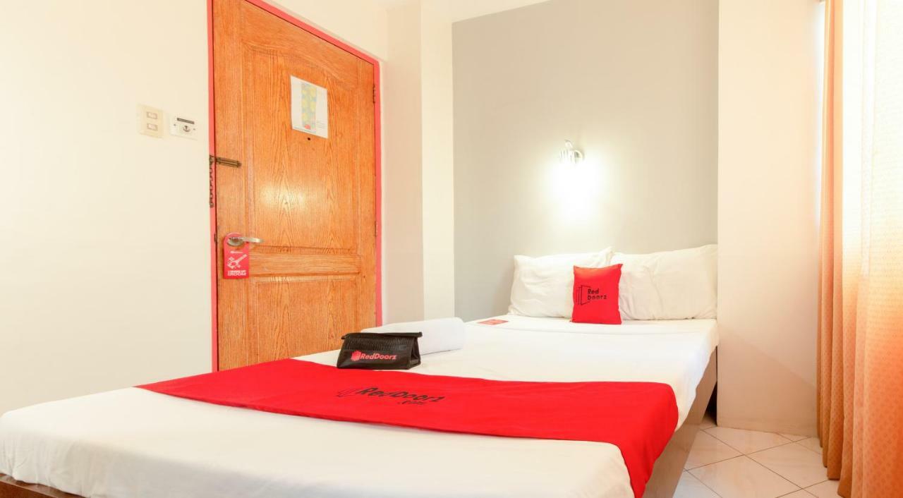 Reddoorz @ Paterno Street Tacloban Hotell Eksteriør bilde